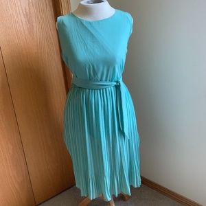 Seafoam Green Chiffon Sleeveless to knee Dress